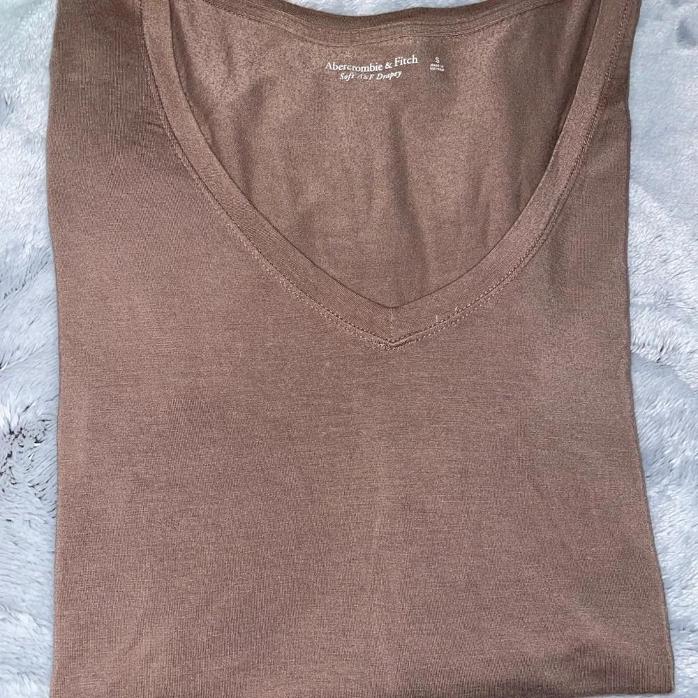 Tee! - Picture 2 of 3